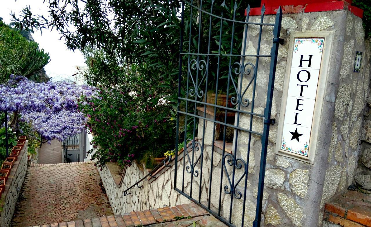 Hotel 4 Stagioni كابري المظهر الخارجي الصورة