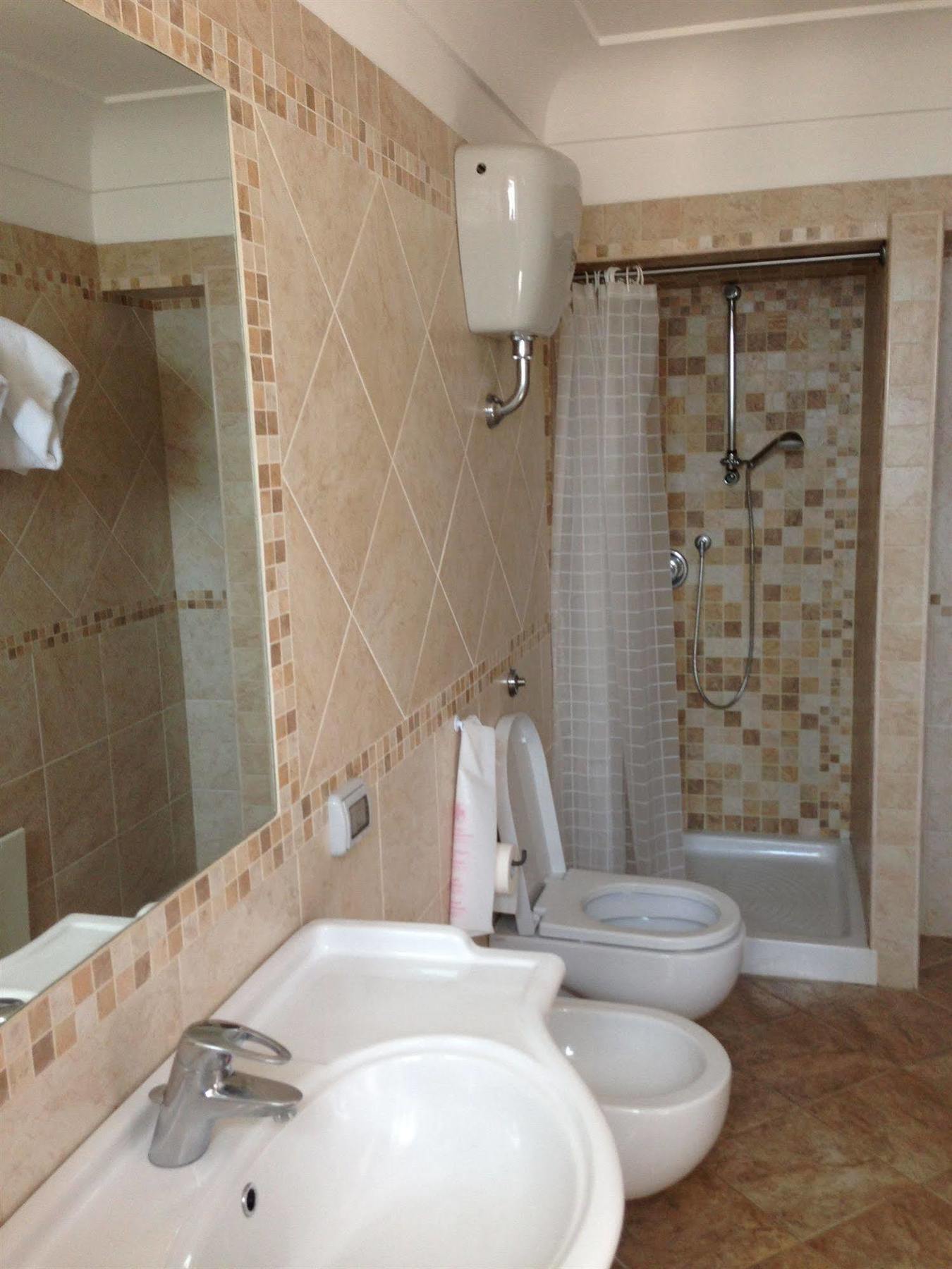 Hotel 4 Stagioni كابري المظهر الخارجي الصورة