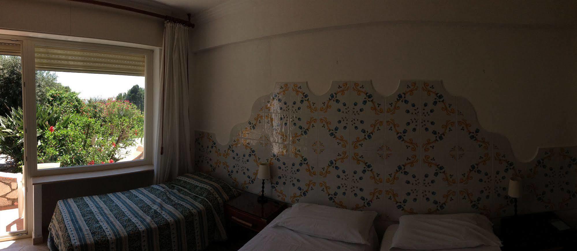 Hotel 4 Stagioni كابري المظهر الخارجي الصورة